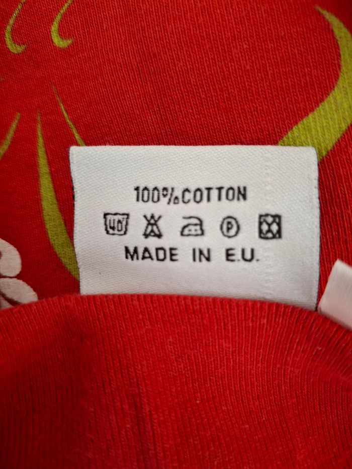 Tee-shirt rouge avec impression dans le dos 12 ans Trente trois - photo numéro 7