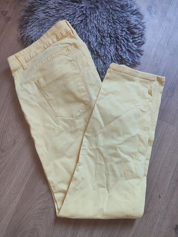Pantalon jaune slim