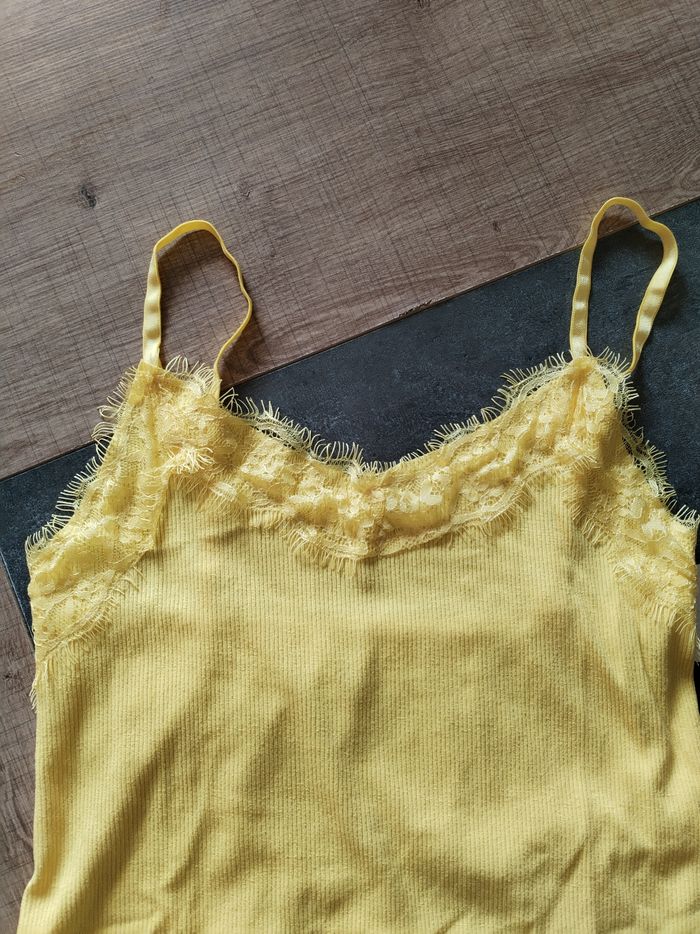 Débardeur jaune 36 neuf - photo numéro 3