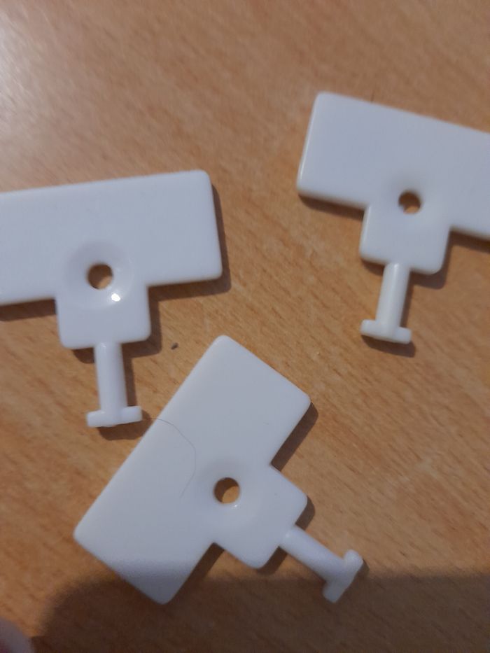 Cache prises - photo numéro 3