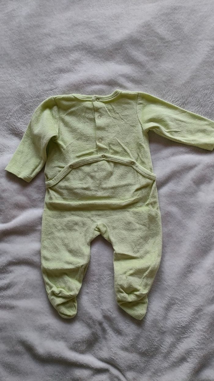 Pyjama 3 mois - photo numéro 2