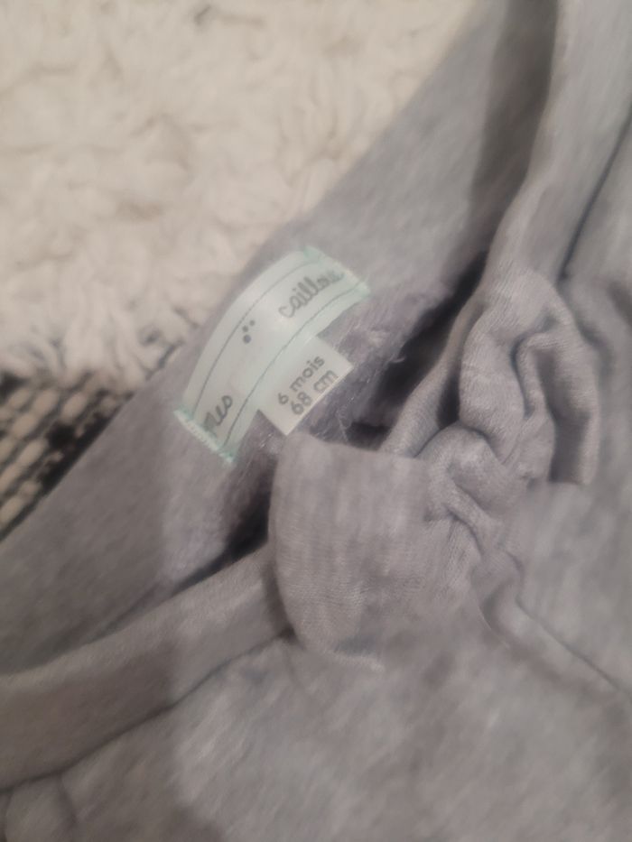 Lot de vêtements - photo numéro 4