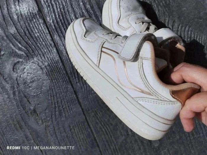 👟Baskets sneackers à plateforme blanche et doré Pointure 27 UNYK - photo numéro 5