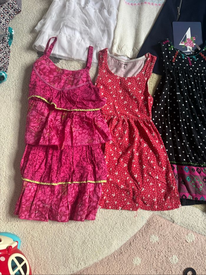 13 robes en 4 ans - photo numéro 3