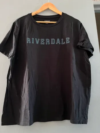 TEE shirt riverdale en 2 XL