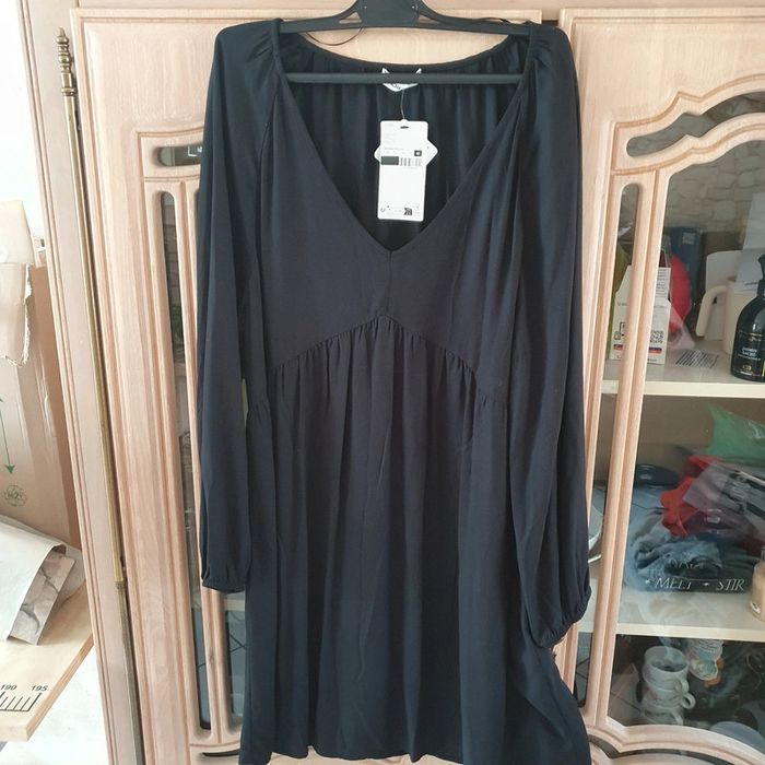 Magnifique Robe tunique noire col en V Taille 42 Cache-cache - photo numéro 7