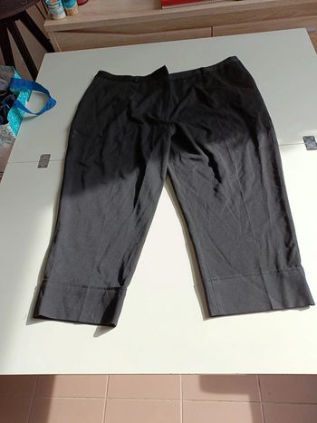 Pantacourt noir taillissime taille 52