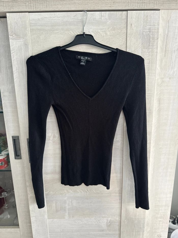 Pull col V taille S