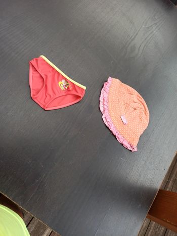 Maillot de bain + chapeau fille 6mois