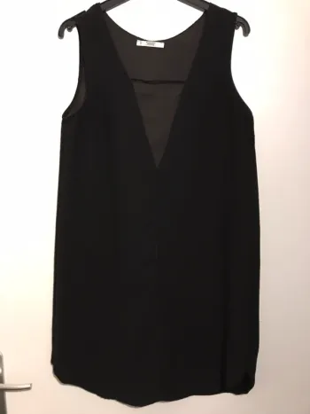 Robe fluide noire mange