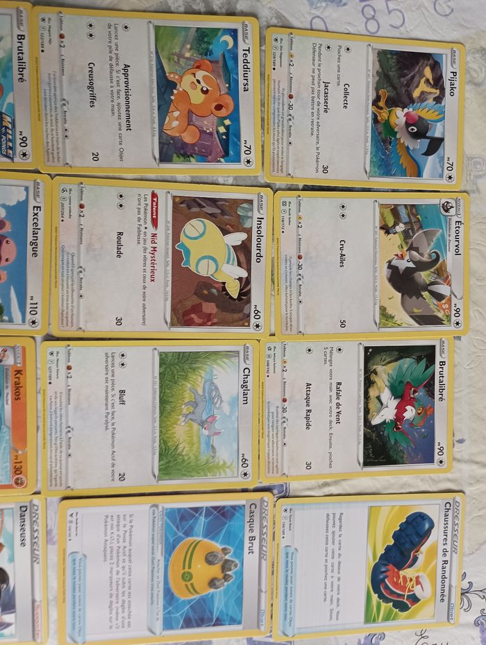 Lot de 13 cartes Pokémon - photo numéro 2