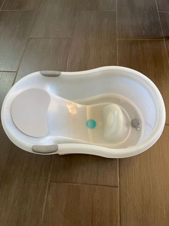 Baignoire bébé dBB remond