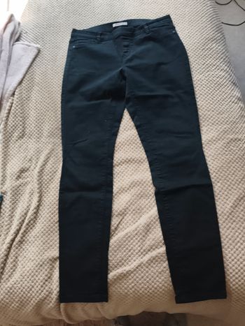 Jeans noir elasthane sans bouton et sans fermeture femme 