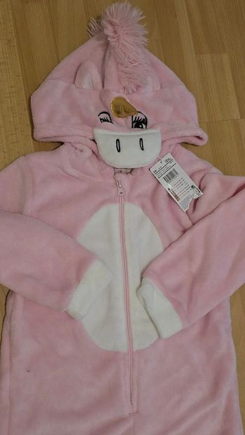 Neuve non portée 🏷🤩🥰 SUPERBE combinaison 10 ans fille 🥰🤩