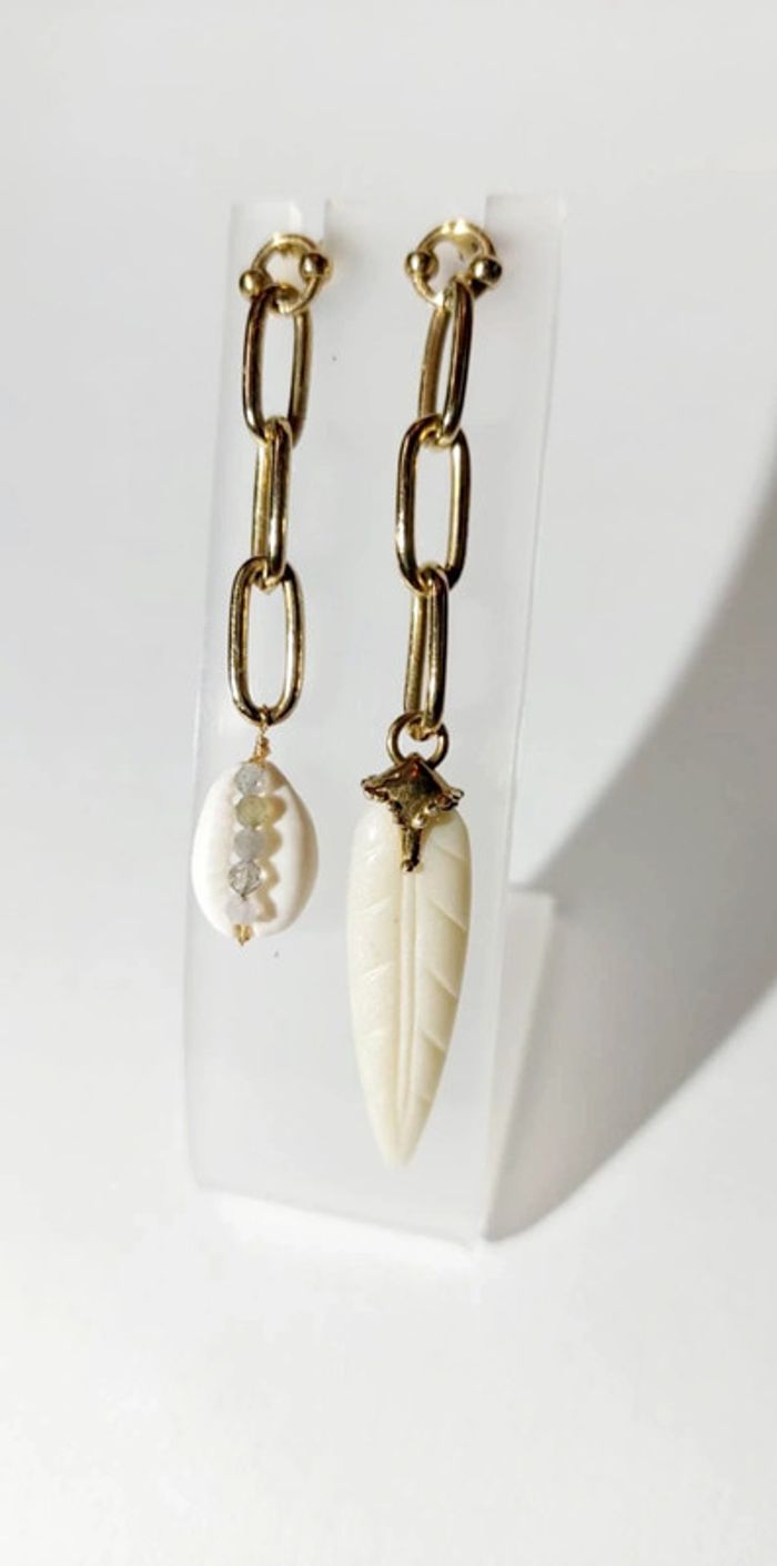 Boucles d'oreilles dorées coquillage hipanema - photo numéro 4