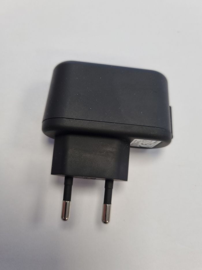 Chargeur secteur Crosscall (A31-501000) - photo numéro 2