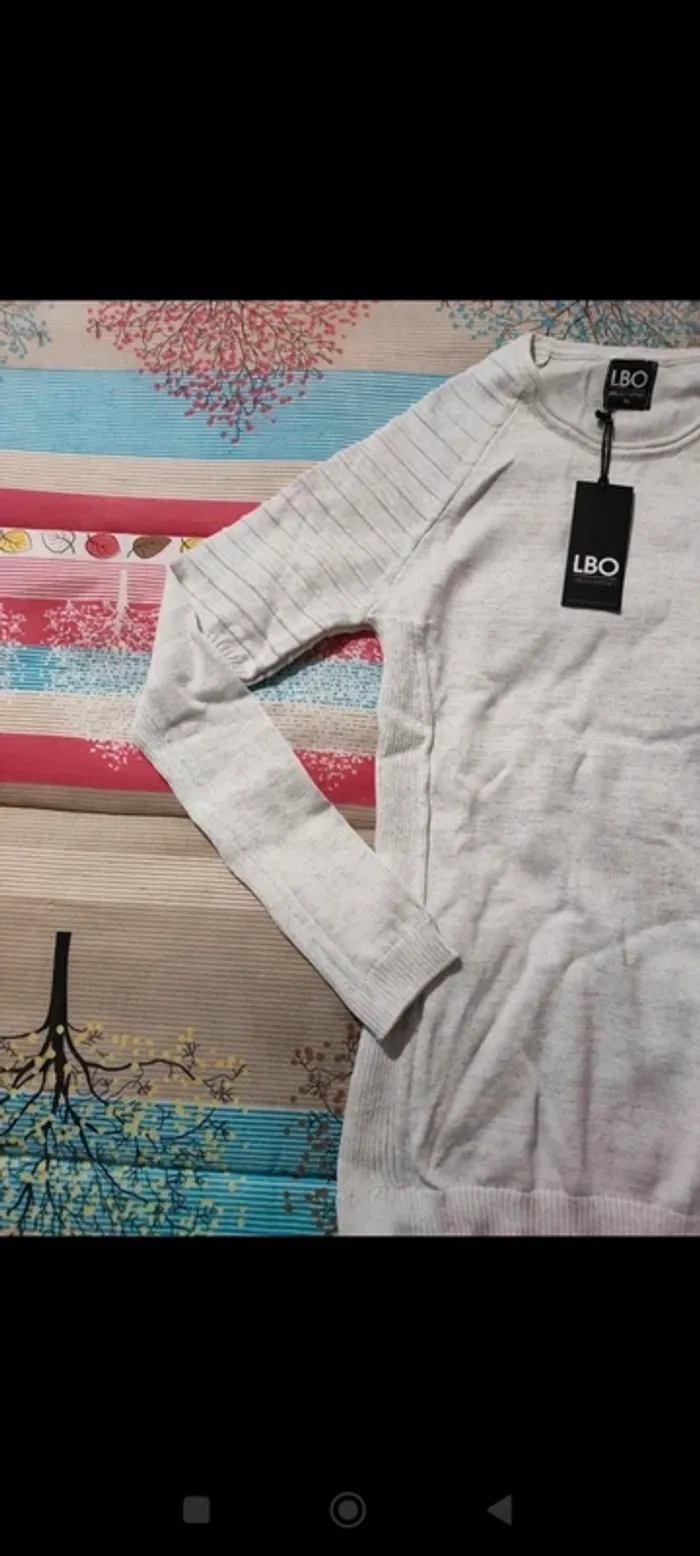 pull neuf LBO T 38 ou M - photo numéro 2