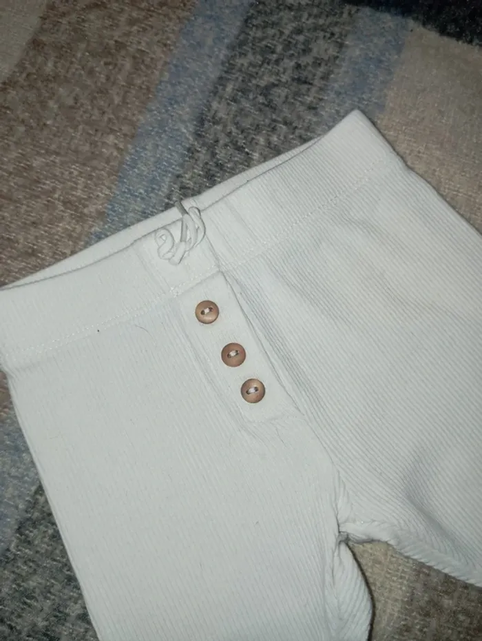 Legging mixte Kiabi taille 6 mois - photo numéro 3