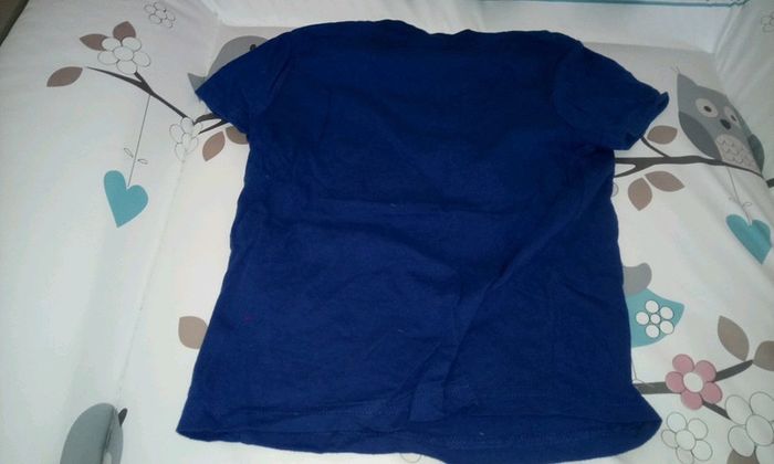 T-shirt disney cars 4 ans. - photo numéro 3