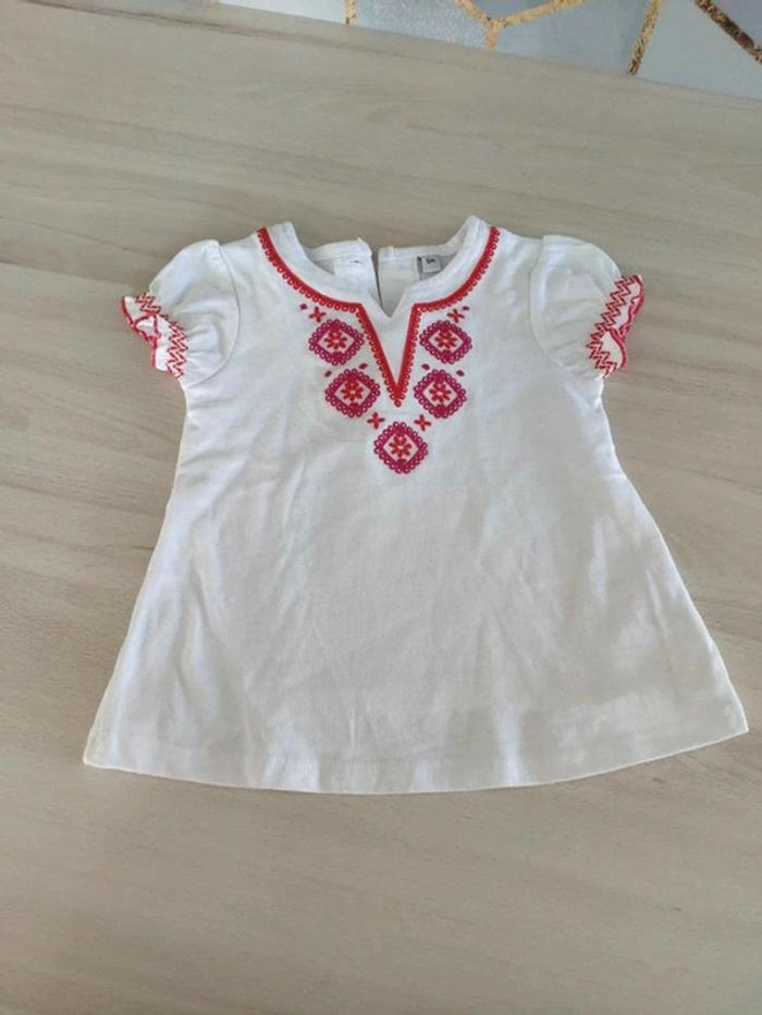 T-shirt manches courtes brodé fille 6 mois idéal été