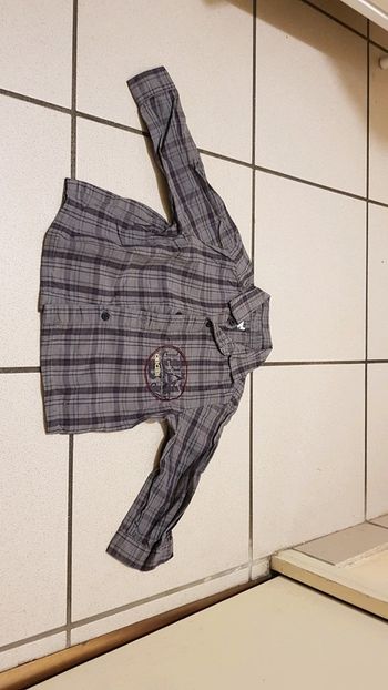 Chemise 18 mois obaibi.