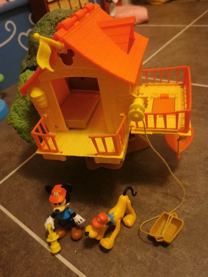 La cabane sans l'arbre mickey