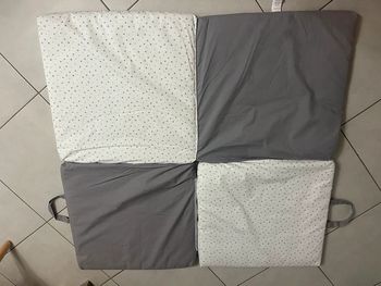 Tapis carré pliable