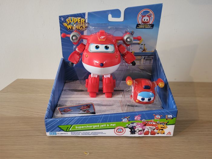 Super Wings