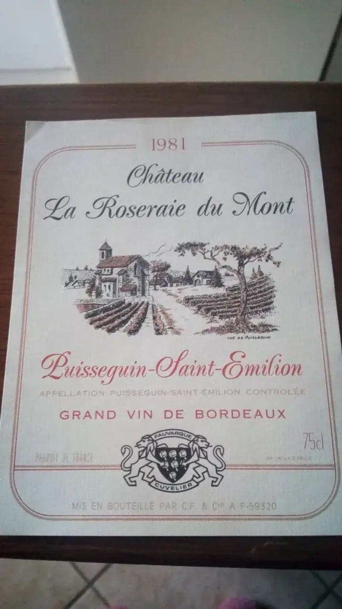 étiquette de vin château la Roseraie du Mont puissegain saint Émilion 1981 neuve