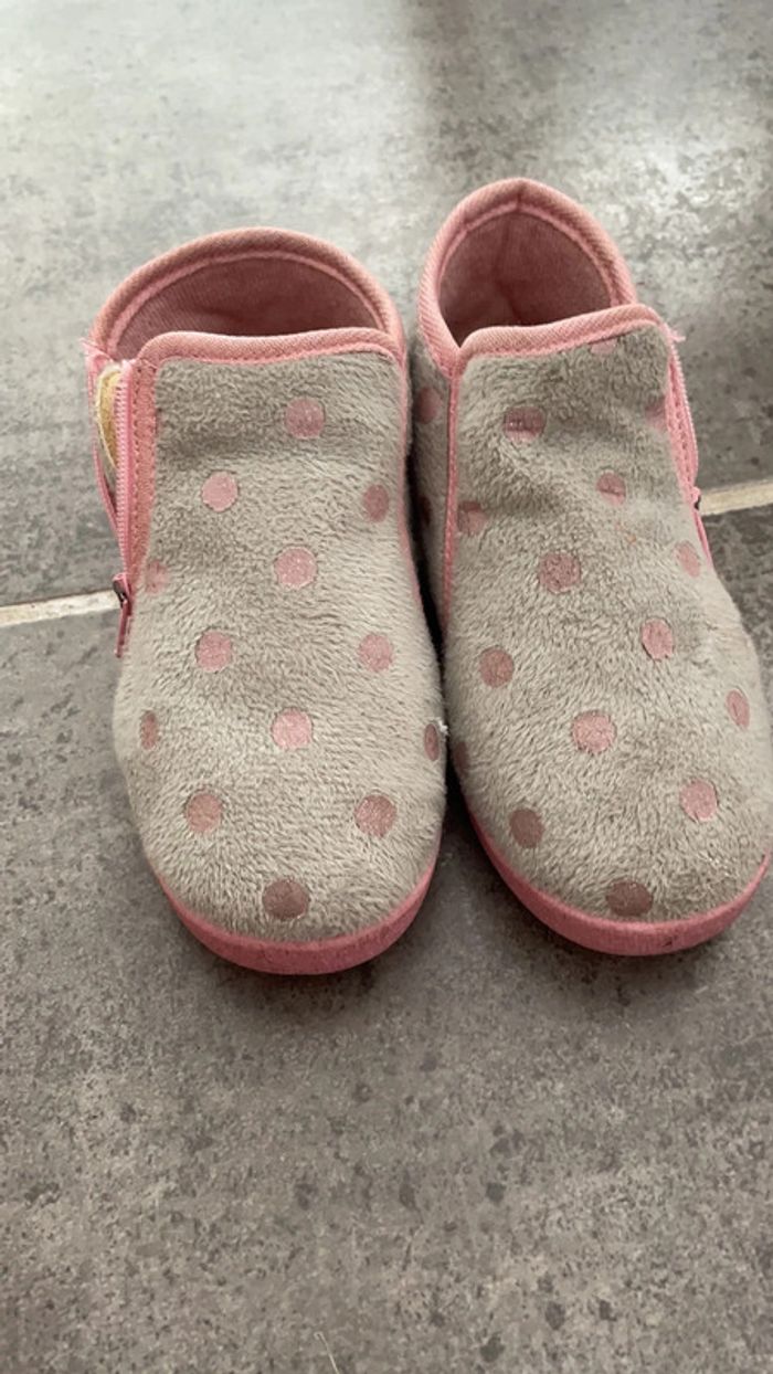 Chaussons kiabi 24 - photo numéro 2