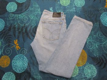 Jean Calvin Klein Jeans coupe Slim straight 94% Coton W33 L34 Bleu clair délavé (J221)