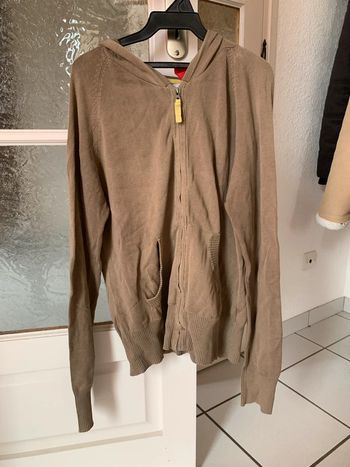 Gilet capuche kaki 16 ans