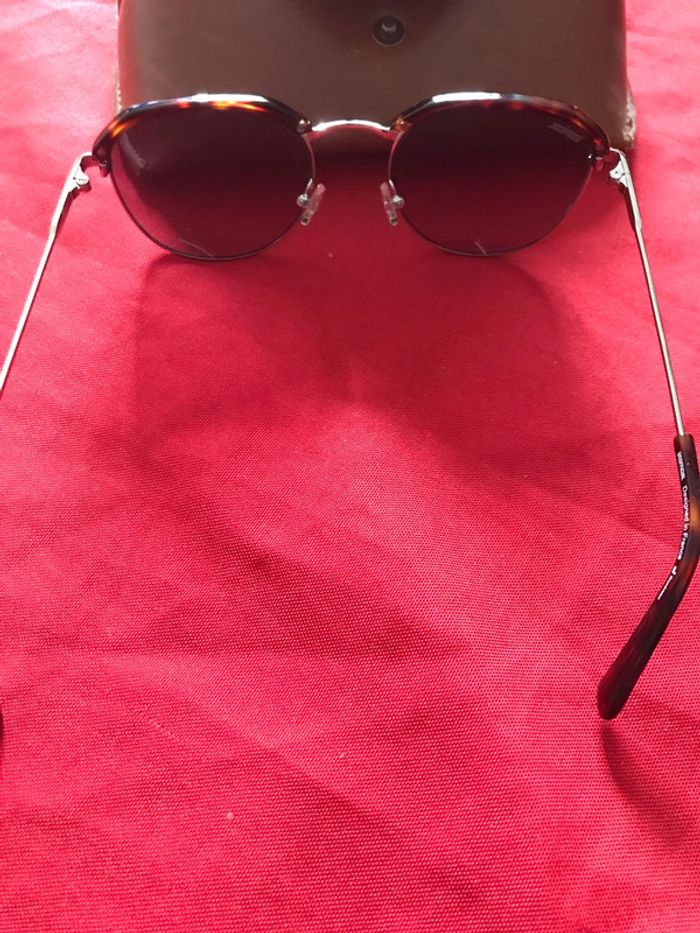 Lunette de Soleil marque Unofficial - photo numéro 5
