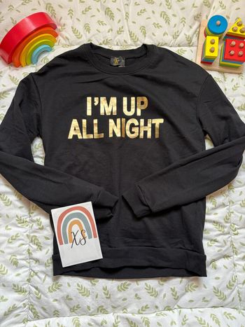 sweat noir inscription doré devant XS Fashion express