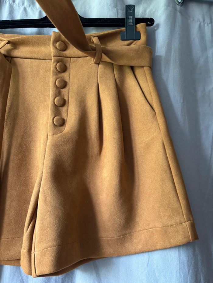 Short en suédine - photo numéro 2