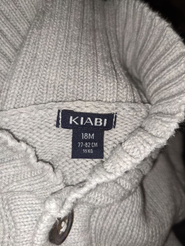 Lot hauts hiver 18 mois - photo numéro 5