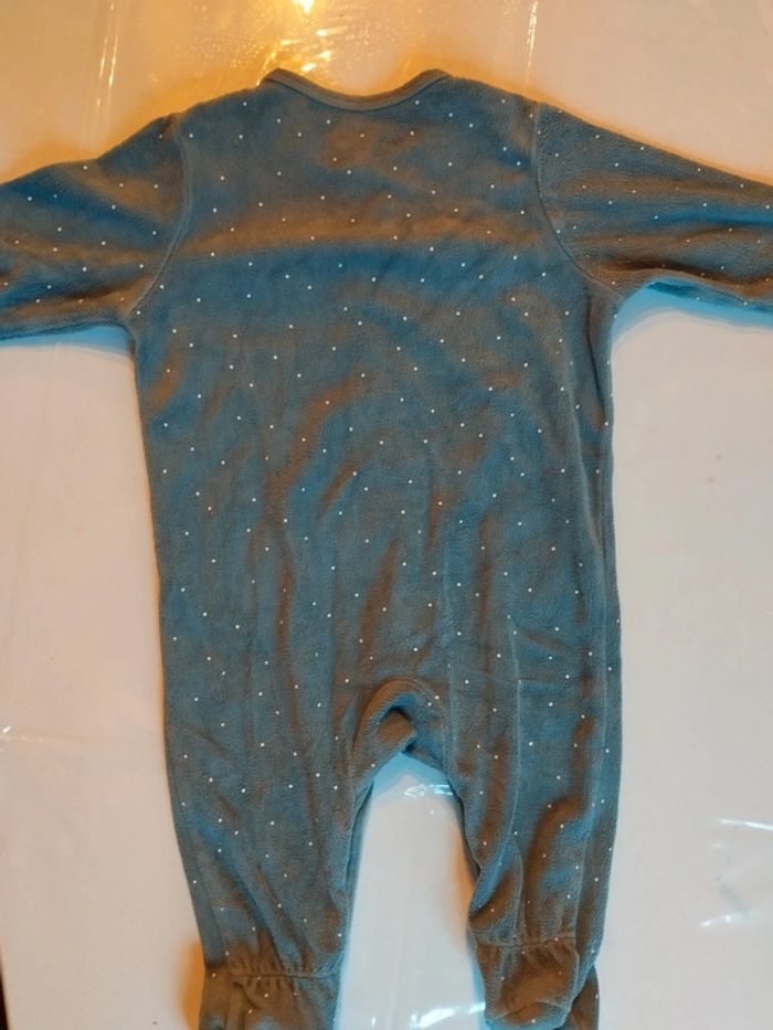 Pyjama velours 6 mois - photo numéro 3