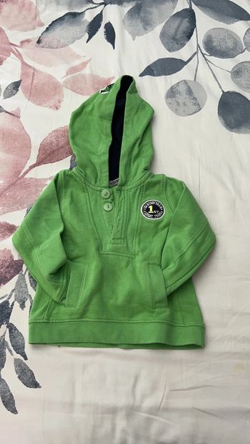 Pull garçon à capuche