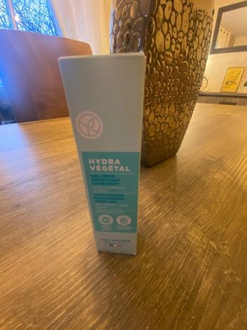 Hydra végétal Gel frais neuf Yves rocher