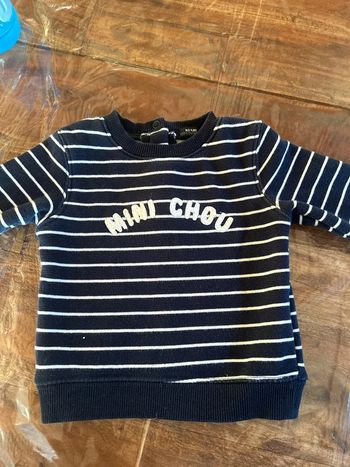 Pull kiabi 12 mois