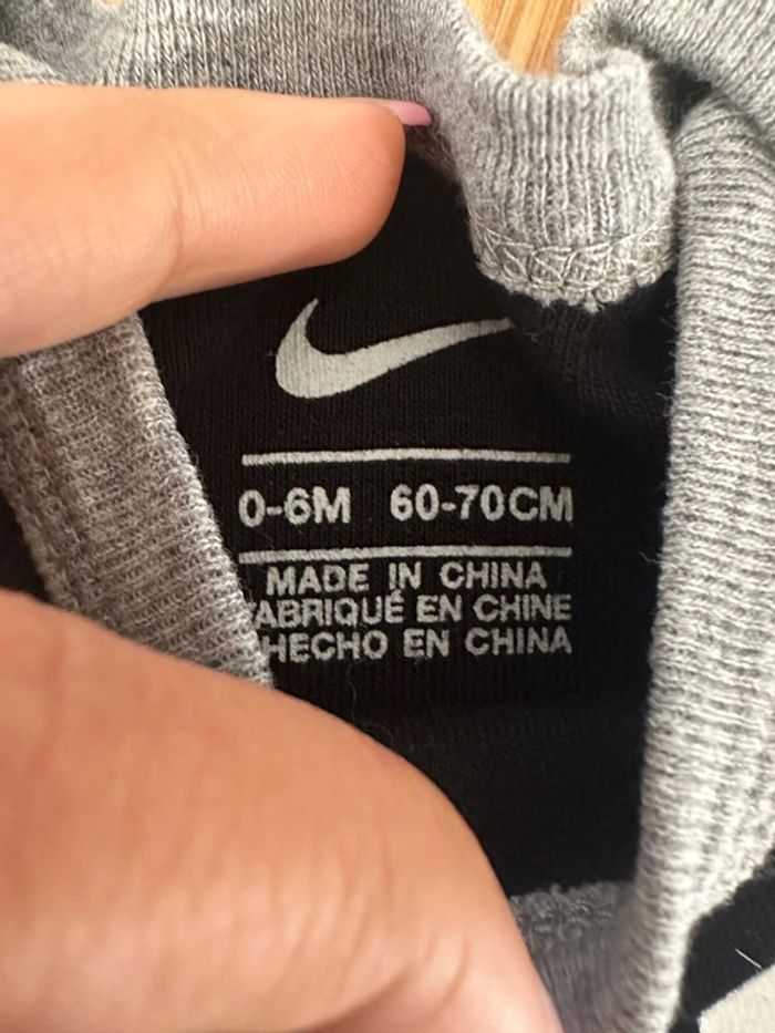 Body Nike - photo numéro 2