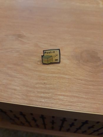 Pins vintage post it