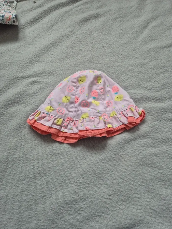 Chapeau kiabi taille 43 3-6 mois - photo numéro 2