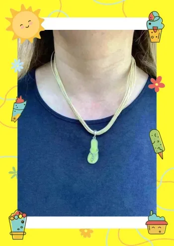 Collier vert tong