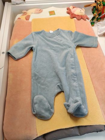 Pyjama taille 1 mois