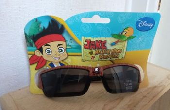 Lunette de soleil garçon Disney jack le pirate neuves, uv 400