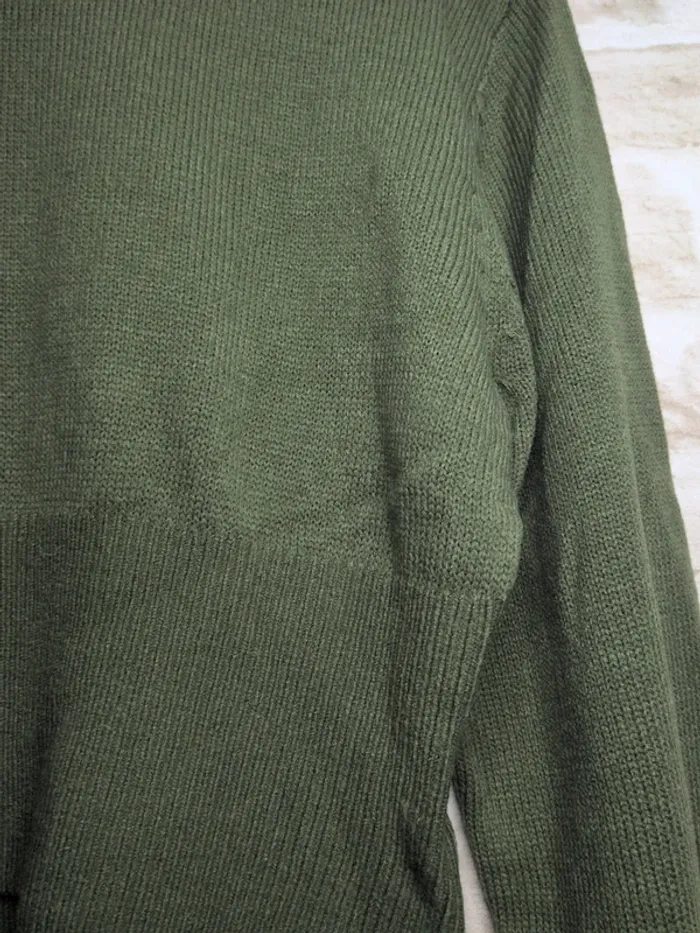 Pull kaki – Taille M neuf avec étiquette - photo numéro 4