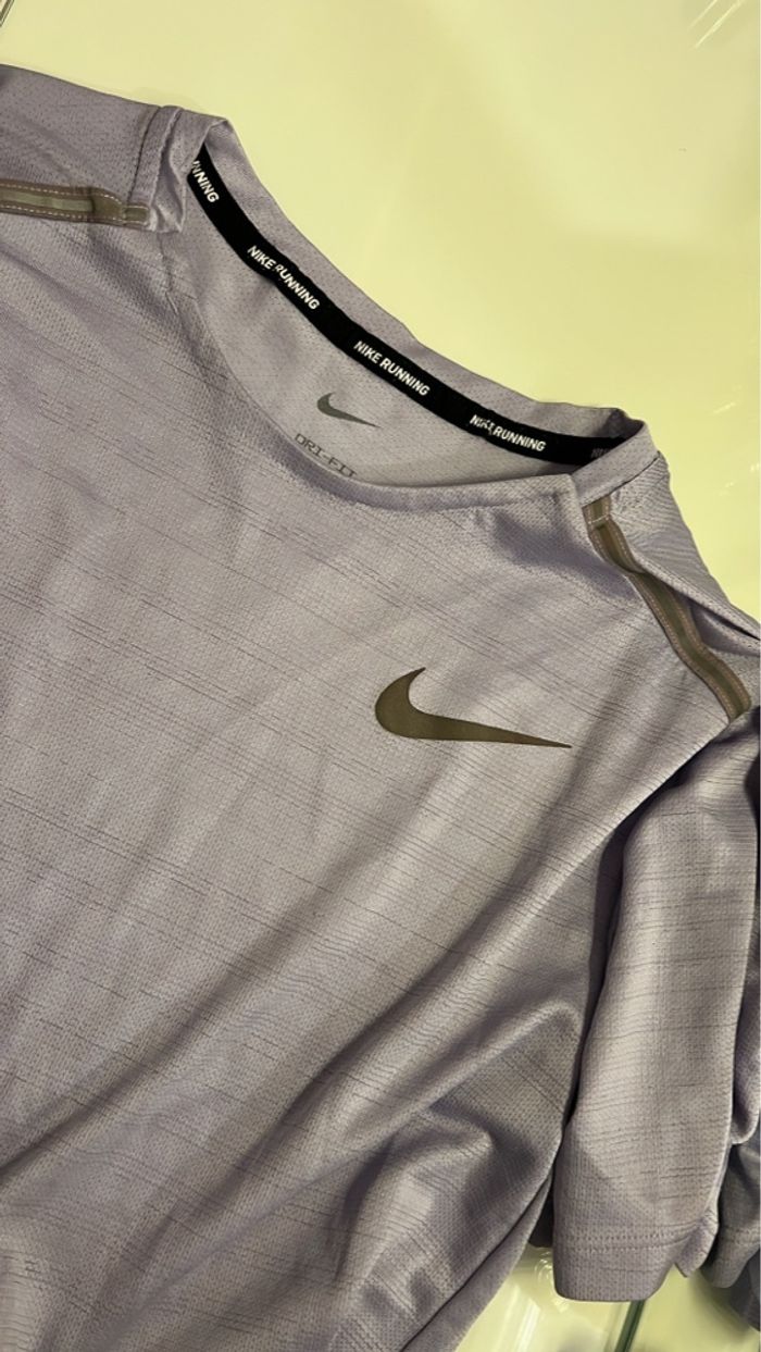 T-shirt Nike