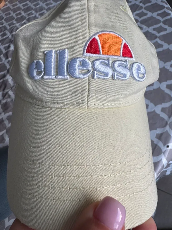 Casquette ellesse - photo numéro 3