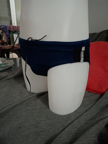 Slip de bain calvin klein taille S coloris marine